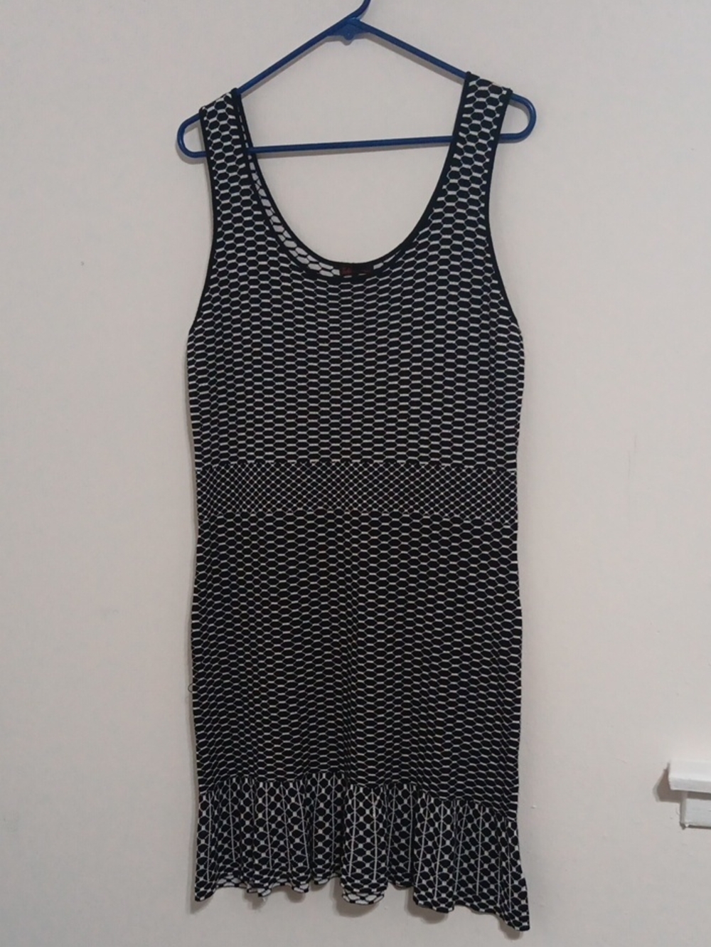 sofia by sofia vergara Black and White Geometric Tank Mini Dress